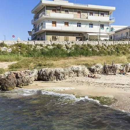 Casetta Sul Mare A Holiday home *